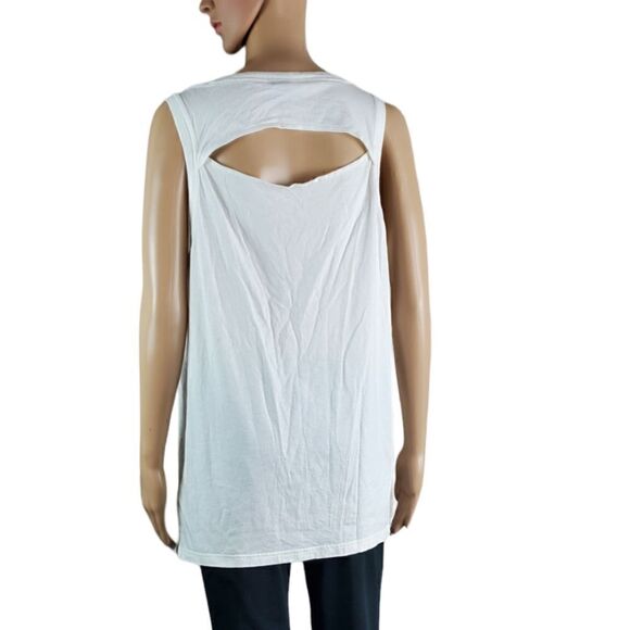 Patagonia White Oraganic Cotton Blend with Cut-Out - Picture 3 of 5